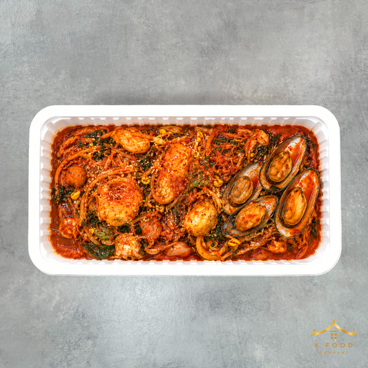 해물모듬 아구찜 (완조리) Braised Spicy Assorted Seafood and Monkfish (Cooked)