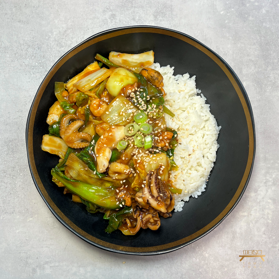 사천 해물덮밥 Szechuan Seafood Over Rice