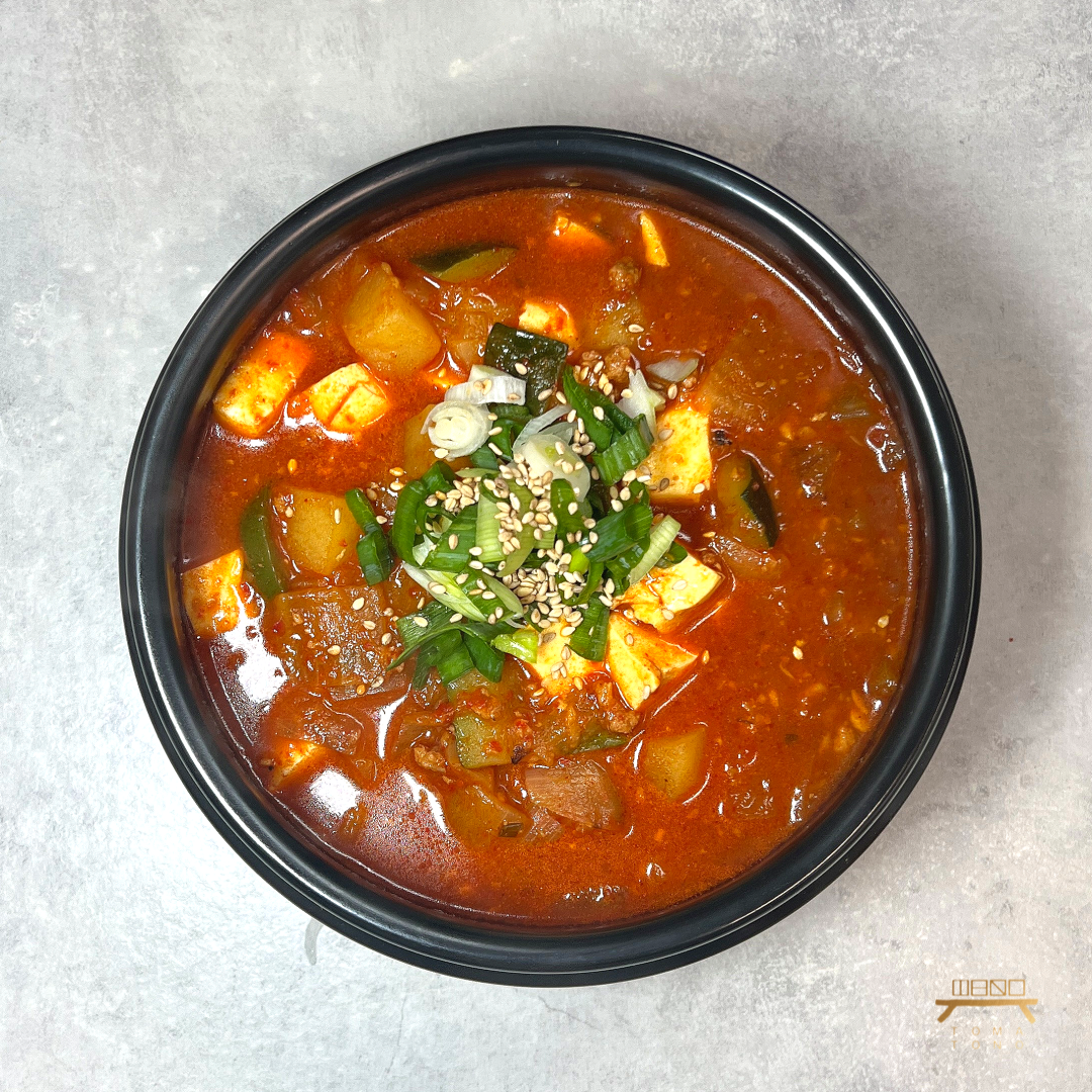 두부감자짜글이 Spicy Tofu and Potato Stew
