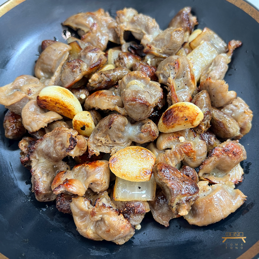 통마늘 닭똥집 & 염통 구이 (완조리) Grilled Chicken Gizzard & Heart with Whole Garlics (Cooked)