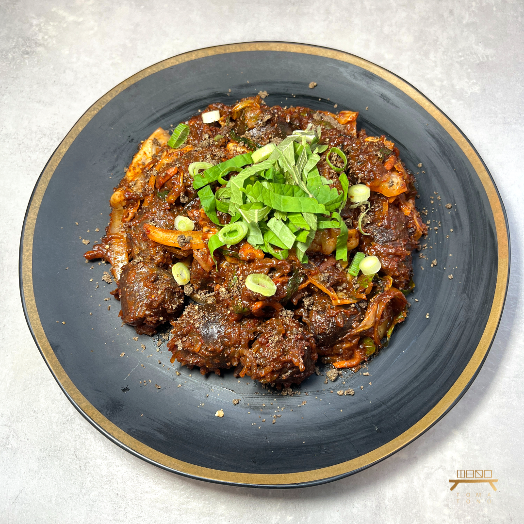 수제 순대볶음 Stir Fried Homemade Soon-Dae (Blood Sausage)