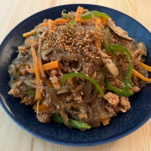 소고기 잡채덮밥  Stir-Fried Glass Noodles with Shredded Meat and Vegetables